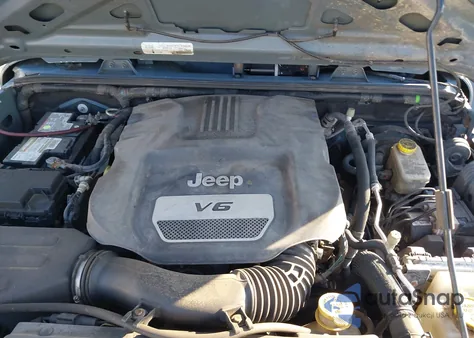 2015 Jeep Wrangler Unlimited Sport z USA, uszkodzony, nr VIN 1C4BJWDG1FL613428